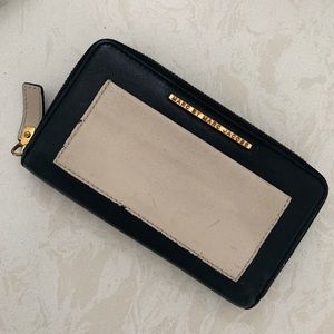 M by MJ wallet